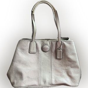 COACH SIGNATURE MID FRAME SHOULDER HOBO TOTE HANDBAG #F15658 IVORY PATENT LTHR